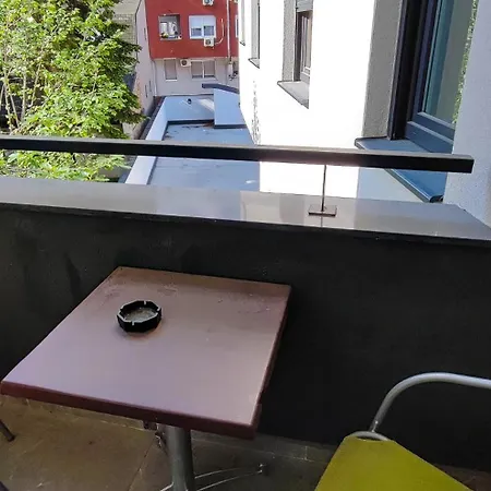 Apartmán Filinhome Gunduliceva 5 *