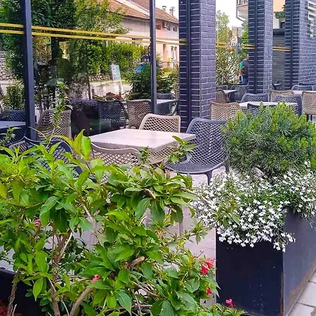 Filinhome Gunduliceva 5 Apartmán Novi Sad