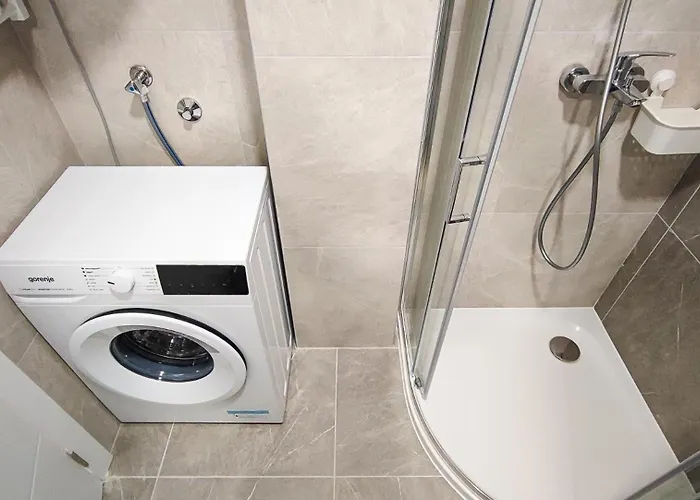 Filinhome Gunduliceva 5 Апартаменты Нови-Сад