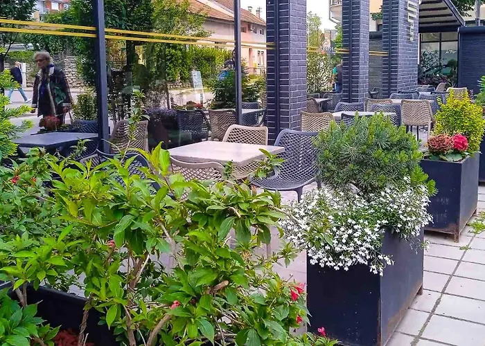 Filinhome Gunduliceva 5 Apartman Újvidék